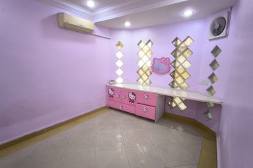 Taman Tasik Semenyih (Lake Residence)