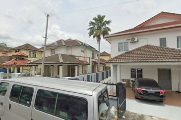 Taman Tasik Semenyih (Lake Residence)