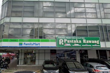 The Trillium @Lake Fields