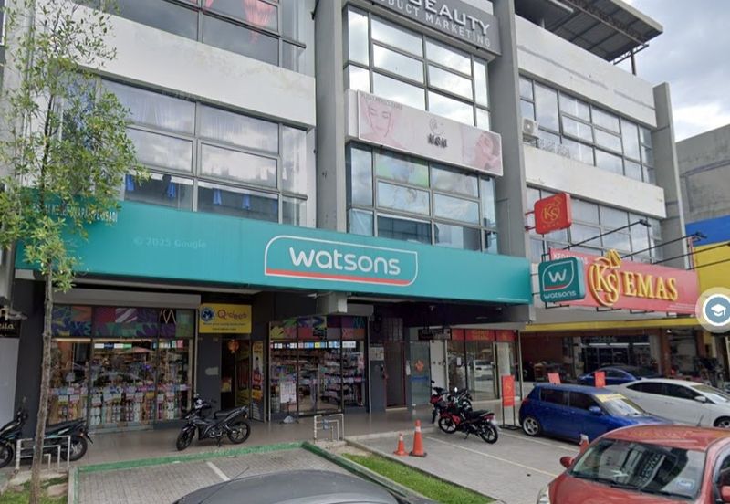 The Trillium @Lake Fields