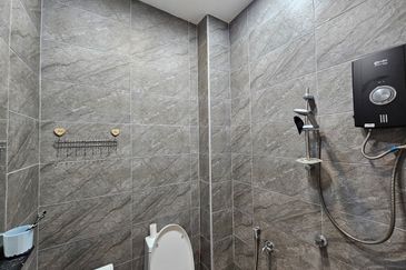 Excelsa Apartment, Taman Universiti Indah