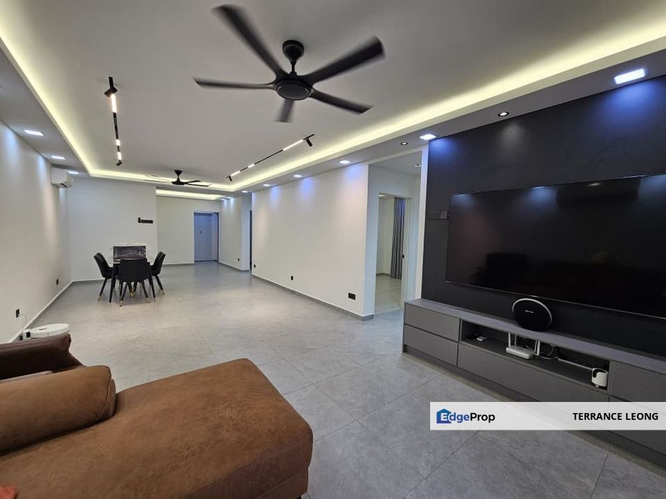 D'Pines condominium ampang cheras, Selangor, Ampang