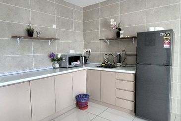 SUNWAY CITY IPOH TAMBUN ONSEN | LUXURY FURNISHED SUITE | HIGH FLOOR | 2 CAR PARKS | THEME PARK VIEW | FOR SALE – GREAT INVESTMENT