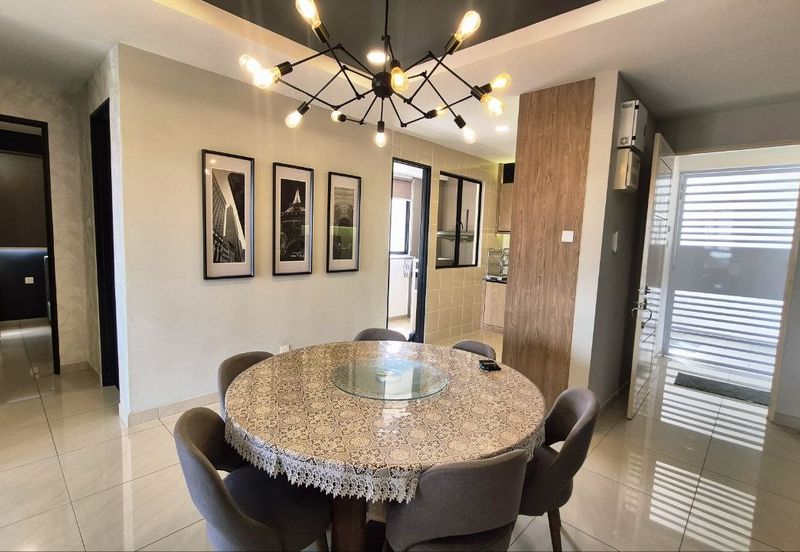 Upper East @ Tiger Lane