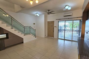 Panorama Lapangan Perdana