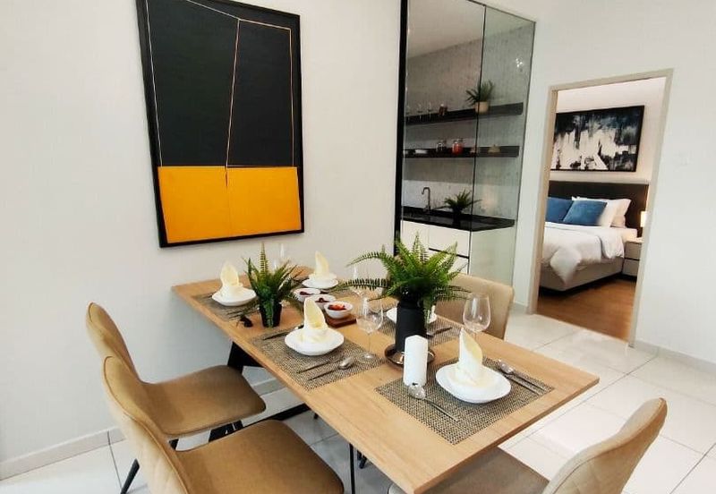 D'Summit Residences @ Kempas Utama