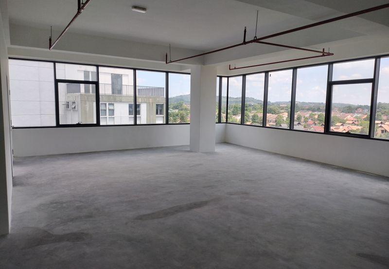 Radia Retail, Seksyen U8