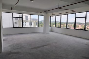 Radia Retail, Seksyen U8