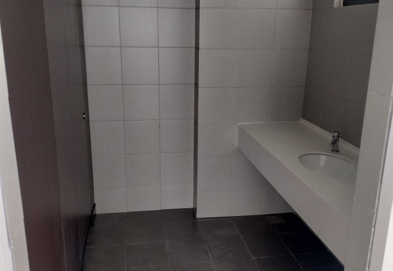 Radia Retail, Seksyen U8