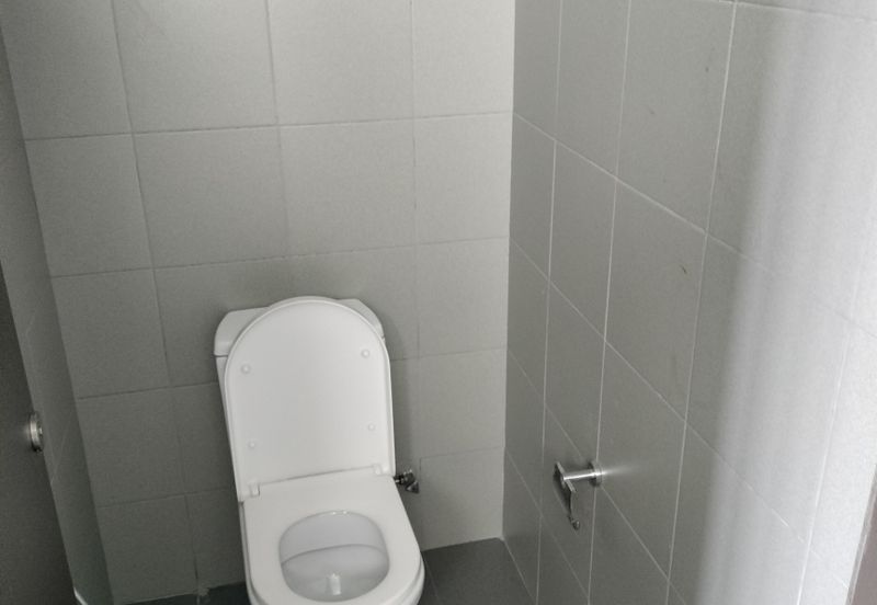 Radia Retail, Seksyen U8