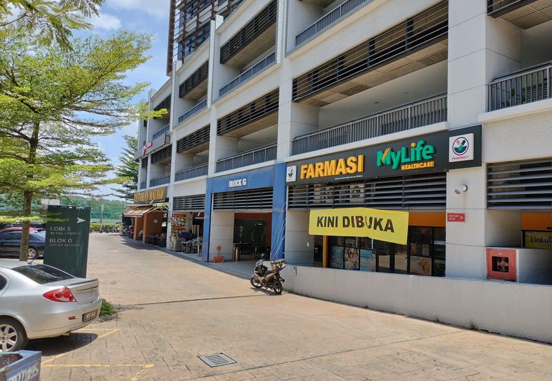 Radia Retail, Seksyen U8