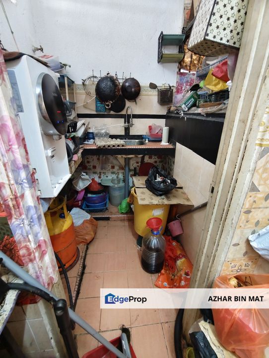 Flat Putra Permai Selesa Bandar Putra Permai Seri Kembangan For Sale untuk dijual, Selangor, Seri Kembangan