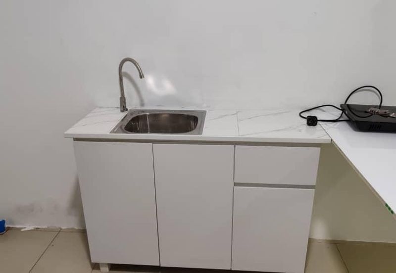 V12 Sovo (Menara Suria)