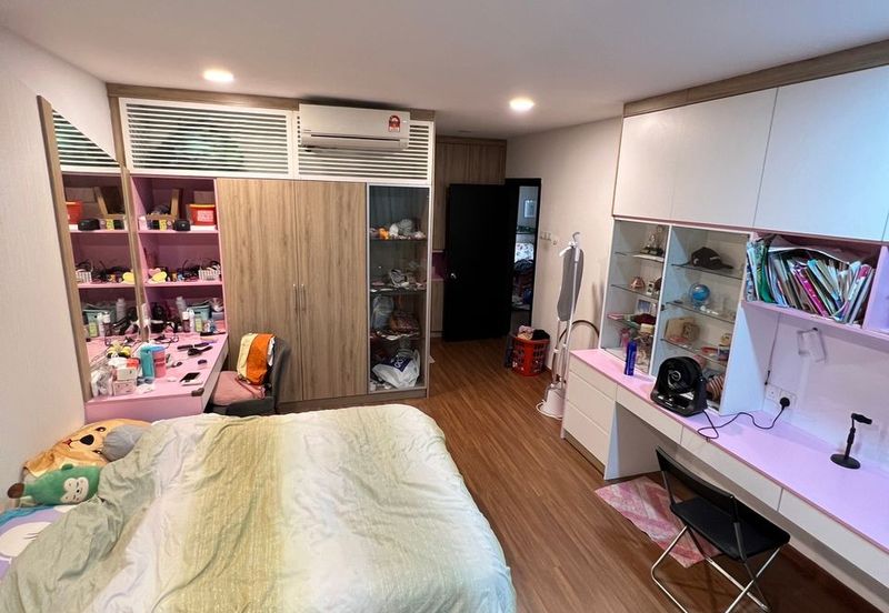 Emerald Garden, Kota Emerald