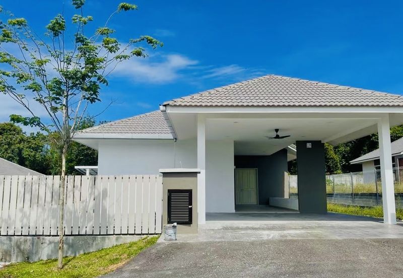 Taman Pinggiran Pedas