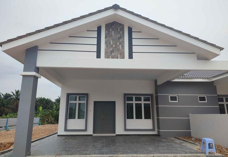 BANDAR ENSTEK (JENTAYU)