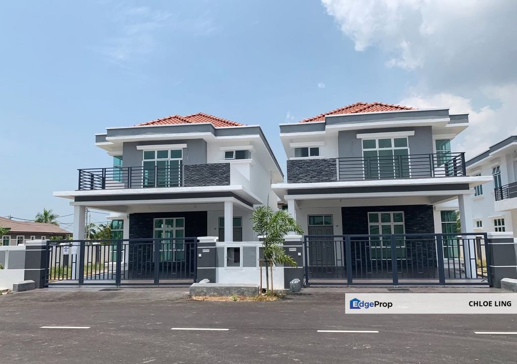 SENAWANG 25x80 2-Storey Double Storey!!! 100% Full Loan「RM2K/mth」 Booking Fees RM500 Only!!!, Negeri Sembilan, Seremban
