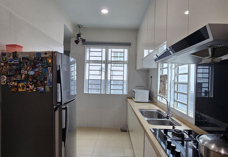 SL 2, Bandar Sungai Long