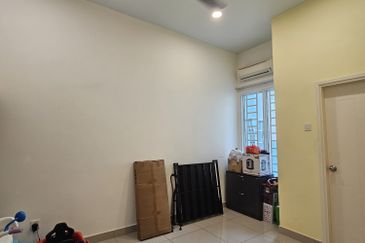 SL 2, Bandar Sungai Long