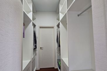 SL 2, Bandar Sungai Long