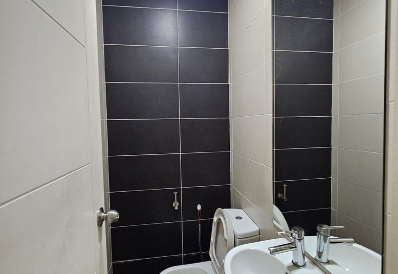 SL 2, Bandar Sungai Long