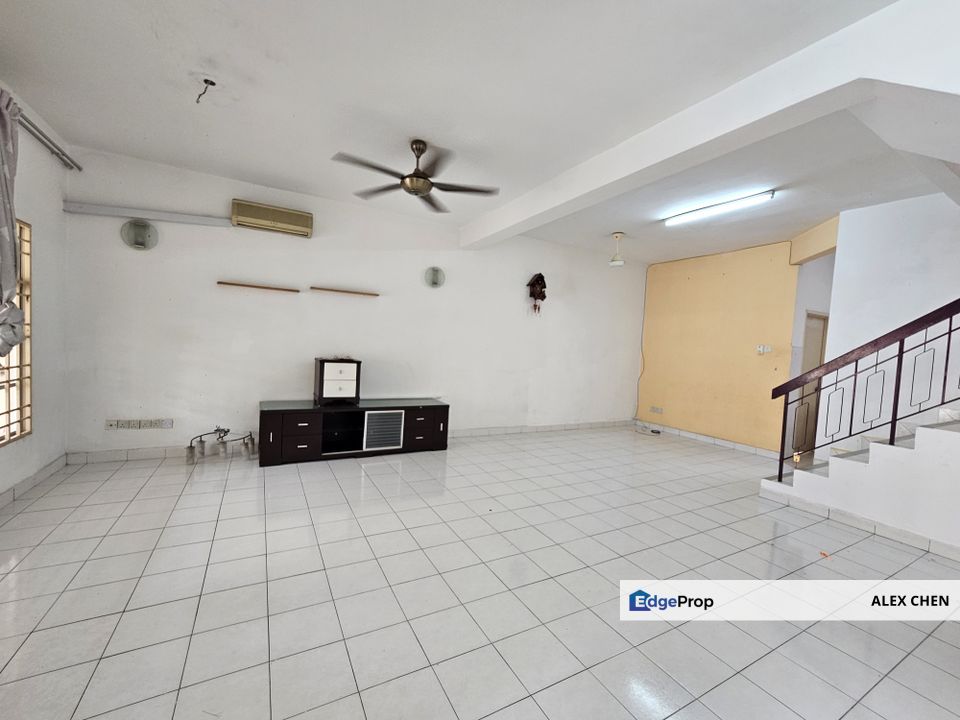 Taman Pelangi Semenyih House for Rent, 2 Storey Renovated and Extended, Selangor, Semenyih