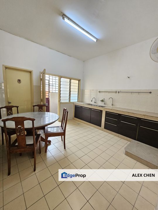 Taman Pelangi Semenyih House for Rent, 2 Storey Renovated and Extended, Selangor, Semenyih