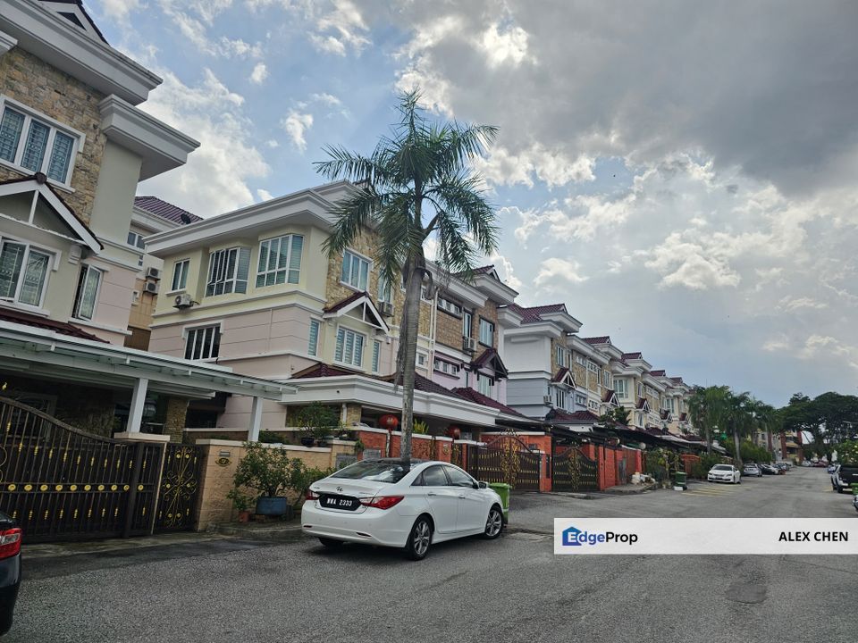 Taman Naga Emas House for Sale, 3-Storey Superlink Semi-D @ Salak South Garden, Kuala Lumpur, Salak Selatan