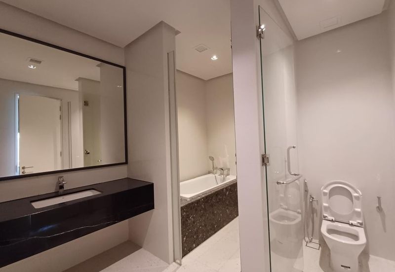 Mayfair Residences @ Pavilion Embassy