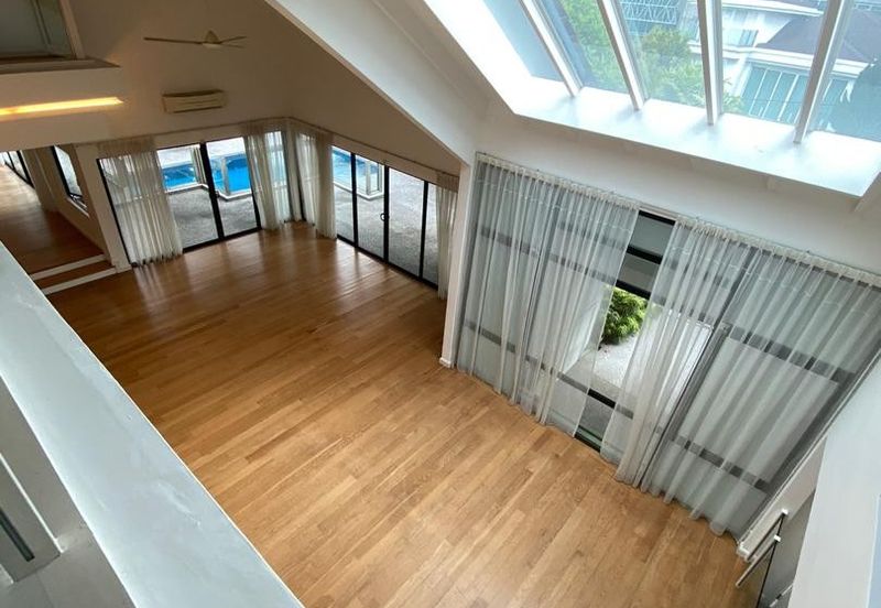 Bukit Pantai (Pantai Hill)