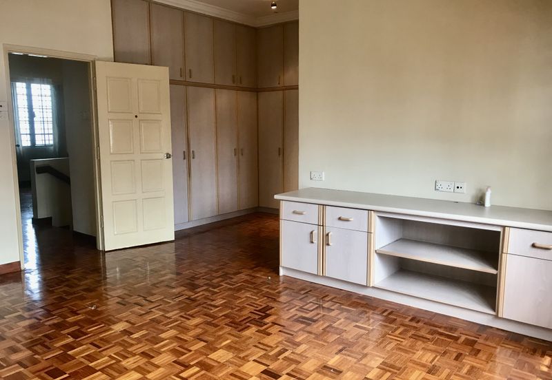 Avenue 23, Sunway Damansara