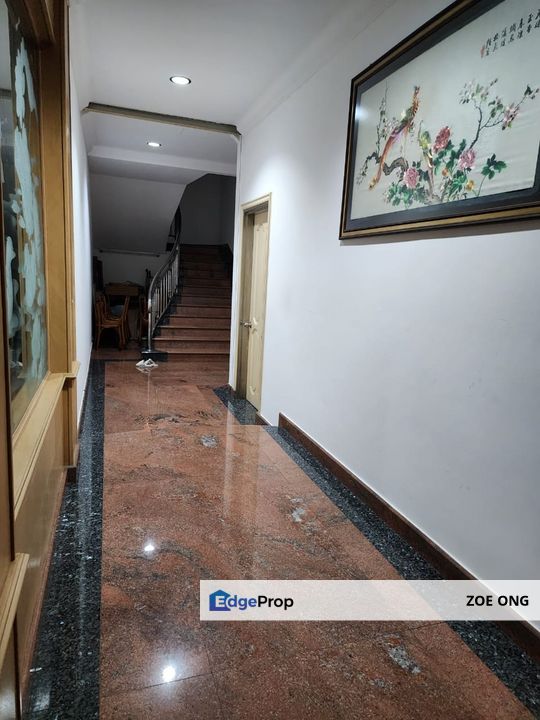 2 Storey Huge Bglw, 20,480sf Land, 20 Cars, 9 Rooms, Selangor, Kota Damansara