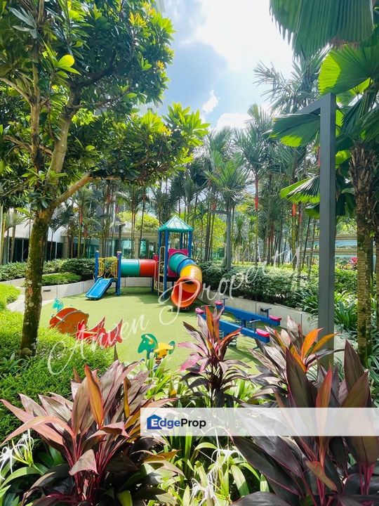 Private Lift Kiaramas Danai Mont Kiara! Below Market Price! Good Buy! Bank Lelong! Cheap! Kiaramas Ayuria, Kuala Lumpur, Mont Kiara