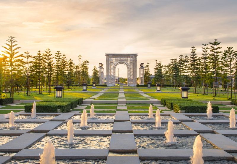 25 Jun! Corner Lot Eco Grandeur Bandar Puncak Alam! Below Market Price! Bank Lelong! Avenham Garden! Norton Garden! Graham Garden! Regent Garden!