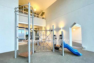 UNA Serviced Apartment