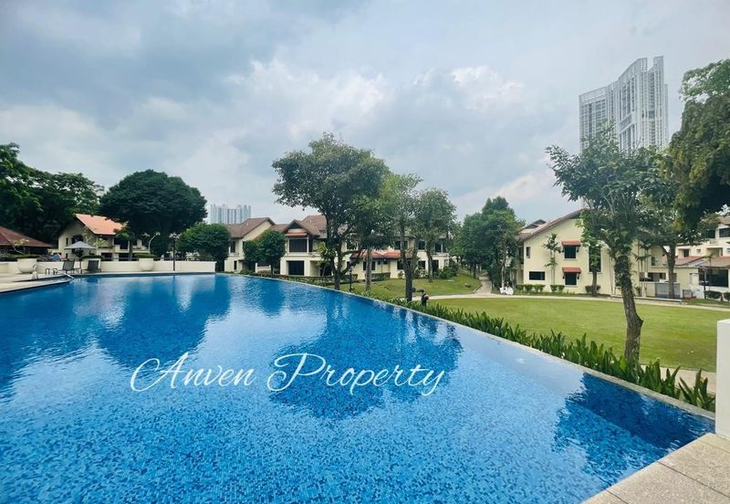 Desa ParkCity (Nadia Parkfront Condominium)