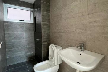 Galleria 2 @ Equine Park