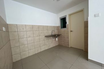 Galleria 2 @ Equine Park