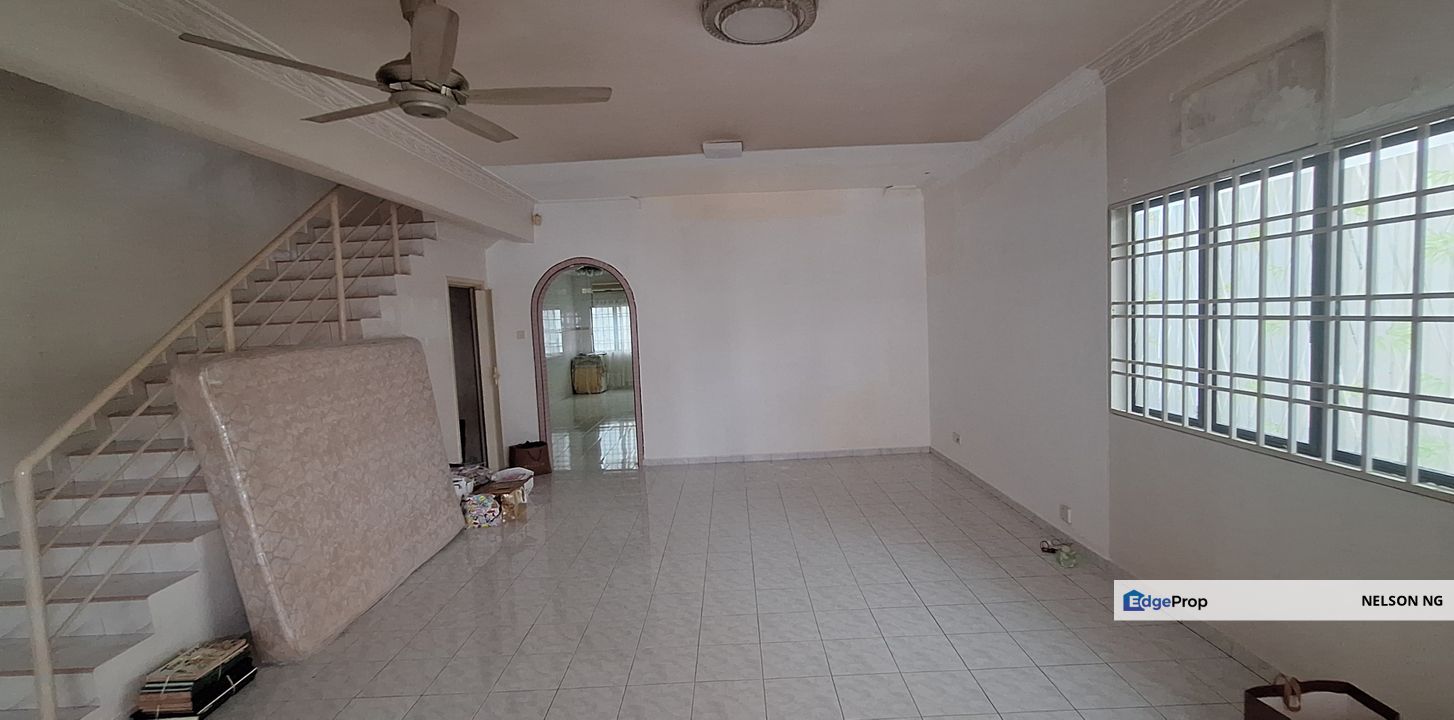 Seremban 2 Garden Avenue End Lot Double Storey Terrace for sale, Negeri Sembilan, Seremban