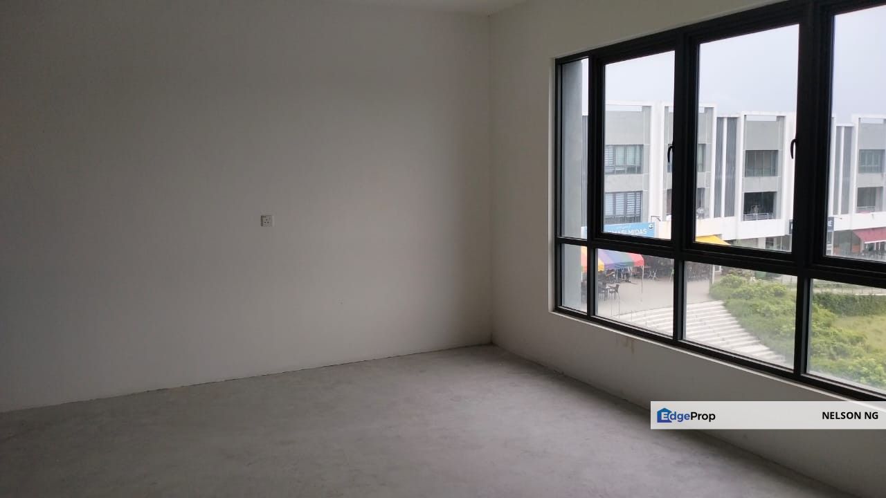 Bandar Sri Sendayan, Sendayan merchant square, Negeri Sembilan, Seremban