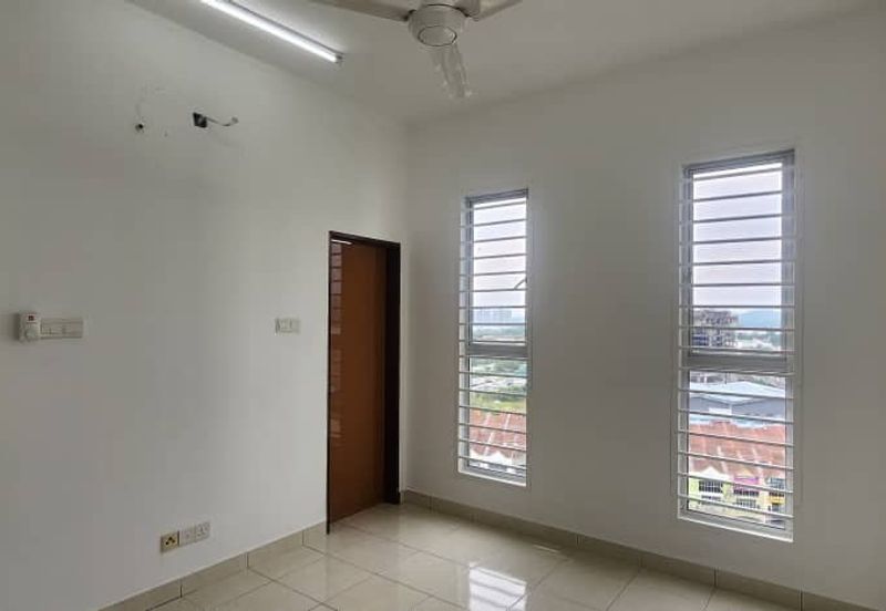 Ascotte Boulevard Condominium