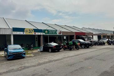 Limited High Traffic Shoplot @ Setia Alam, Shah Alam