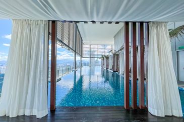 Pavilion Ceylon Hill