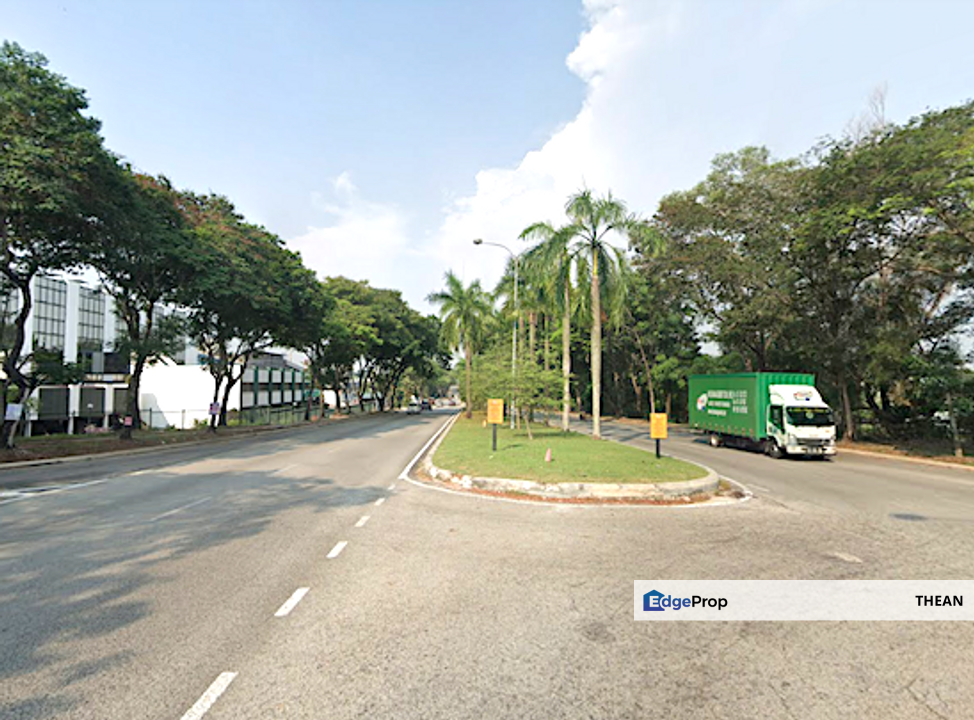 UPPER LEVEL WAREHOUSE WITH AIRCOND IN SECTION 15 , Selangor, Shah Alam