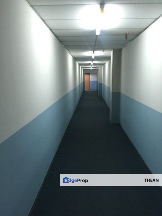 PETALING JAYA SMALL WAREHOUSE FOR REN 24HR SECURITY, Selangor, Petaling Jaya