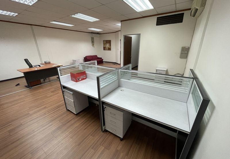 PJIP FULLY FURNISHED SMALL OFFICE SECTION 13 PETALING JAYA CLEAN NEAT UNIT
