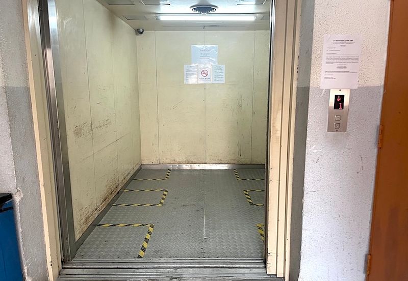 PJIP FULLY FURNISHED SMALL OFFICE SECTION 13 PETALING JAYA CLEAN NEAT UNIT