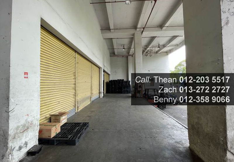 Warehouse With Loading Bay @ Bukit Jelutong Industrial Park, Seksyen U8