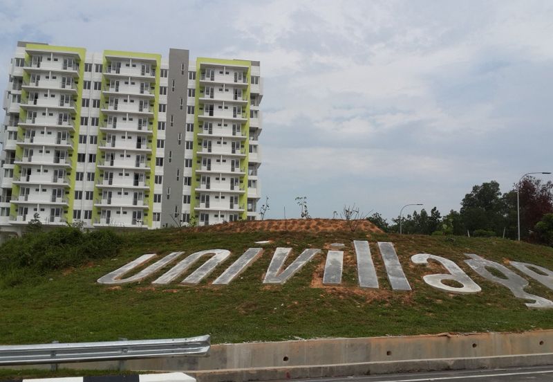 UniVillage