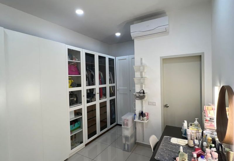 Livia @ Bandar Rimbayu